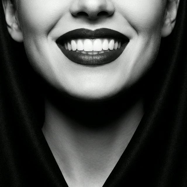 Elegant Hollywood style